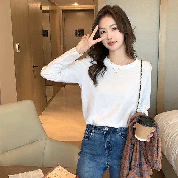 纯色圆领纯棉亲肤T恤女打底衫2024春季长袖上衣白色休闲简约内搭