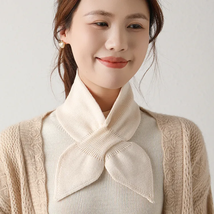 秋冬款小围巾百搭保暖洋气毛线交叉围脖针织衫护颈椎纯色时尚女士