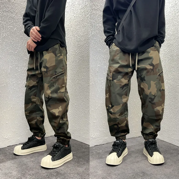 2025秋冬季加绒加厚哈伦宽松直筒迷彩休闲裤户外防风抽绳束脚裤男