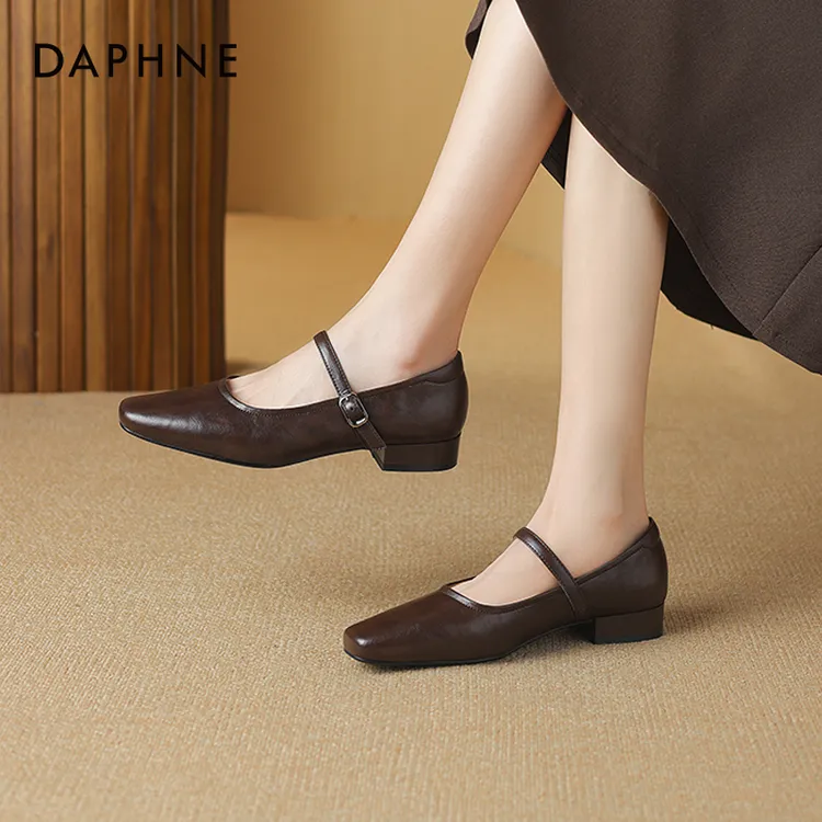 达芙妮真皮秋冬单鞋女百搭新款方头法式低跟妈妈气质软底皮鞋子女