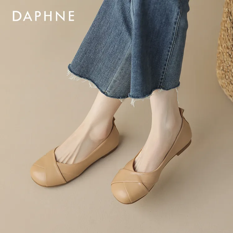 达芙妮真皮单鞋女2025新款春秋平底豆豆鞋乐福鞋女款百搭小皮鞋子