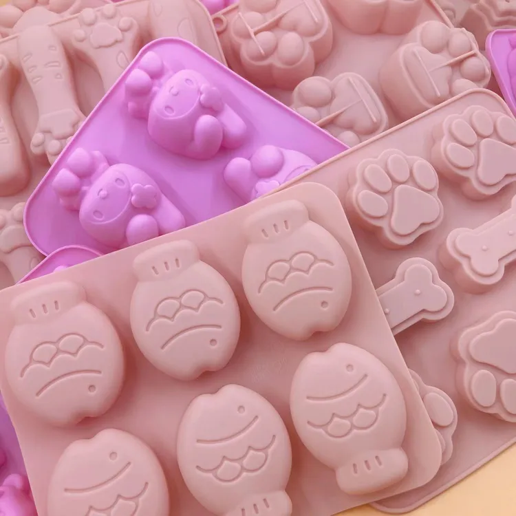 6连小鱼硅胶模具卡通奥特曼玉桂狗小黑库洛米布丁甜点钵仔糕模具