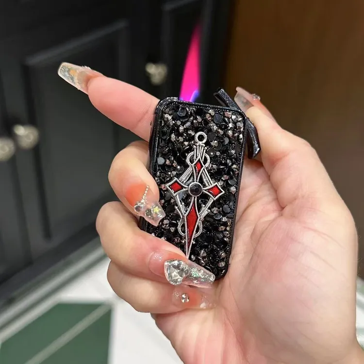 高颜值满钻轻奢打火机创意个性手工高颜值ins风防风直冲礼物潮女