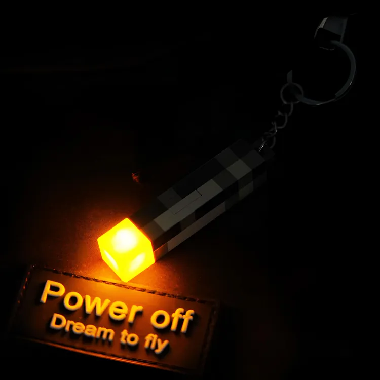 我的世界周边迷你火炬火把灯小手电筒可发光可挂钥匙扣背包小夜灯