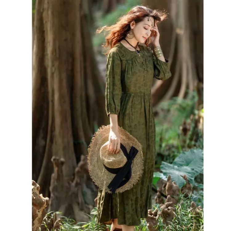 攸然依人双面提花重工刺绣森系小众显瘦遮肚优雅气质连衣裙A063b