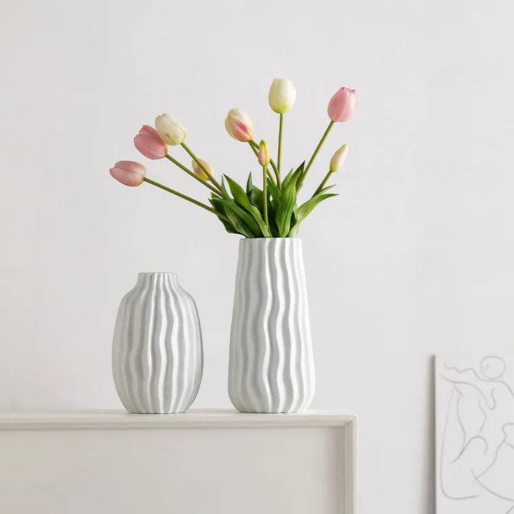 创意白色条纹陶瓷干花花瓶客厅餐桌摆件北欧简约装饰水培鲜花插花