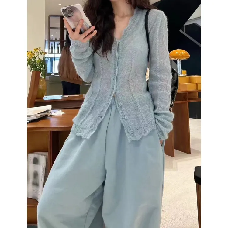 开春穿搭女士春秋季薄款小众设计感镂空上衣高腰宽松休闲阔腿裤子