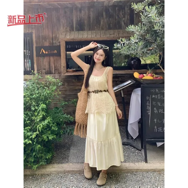 法式设计感气质高腰吊带连衣裙时尚套装女夏季镂空无袖罩衫两件套