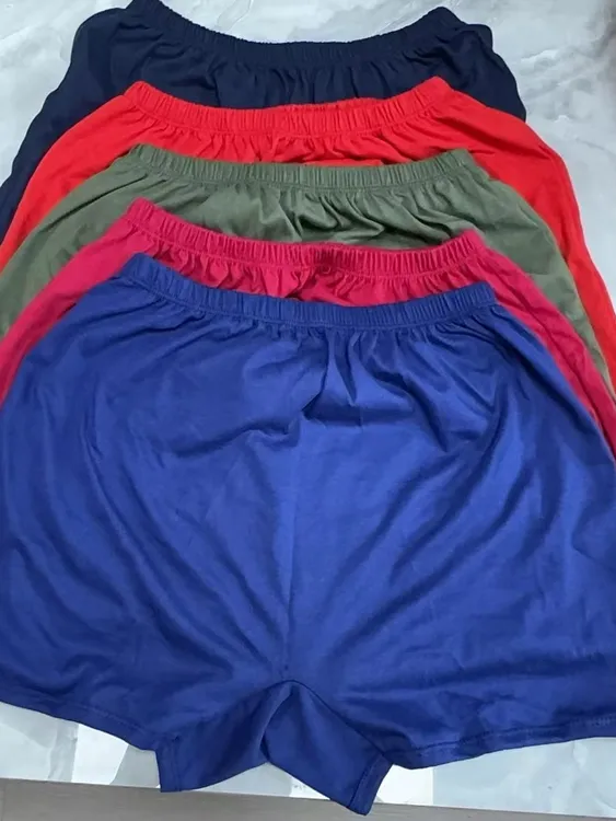 老人大码宽松舒适平角棉内裤男女都可穿。无备注颜色随机发。