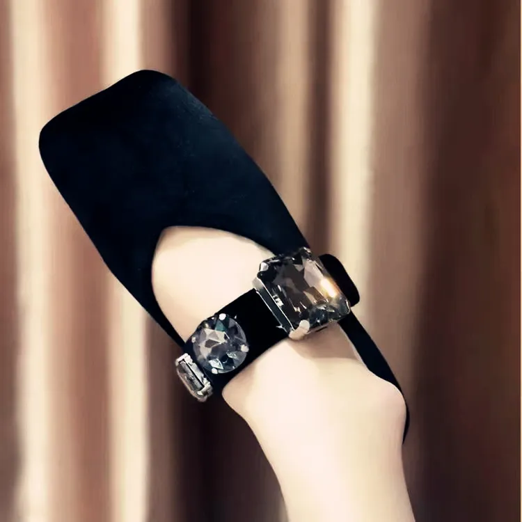 欧货浅口方头瓢鞋时尚平底单鞋金丝绒2025夏季新款扣带乐福鞋女