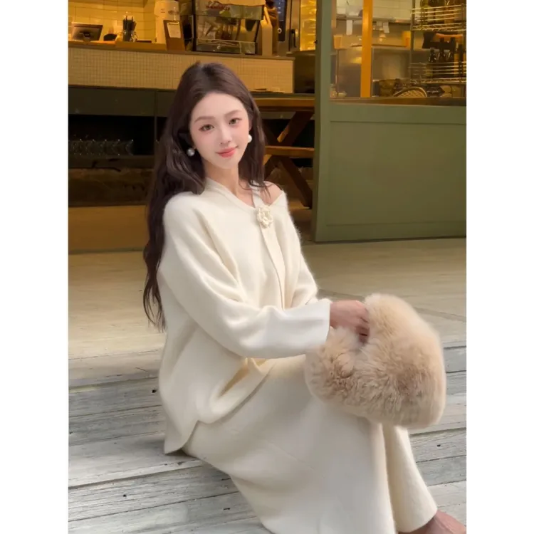 【起球包退】秋冬新款手工山茶花氛围感穿搭上衣+半身裙两件套减龄