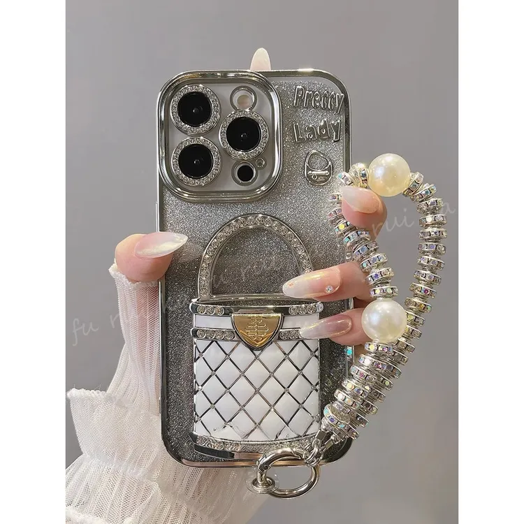 适用高级感闪粉小香风镜面支架手链适用苹果15promax手机壳16女14