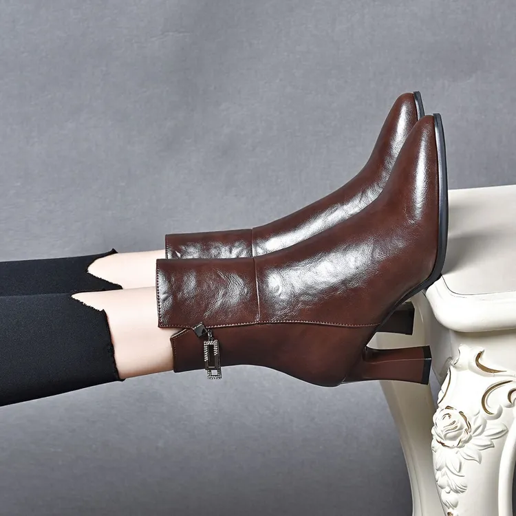 2025新款秋冬季尖头短靴女粗跟真皮高跟鞋春秋款单靴软皮中筒女靴