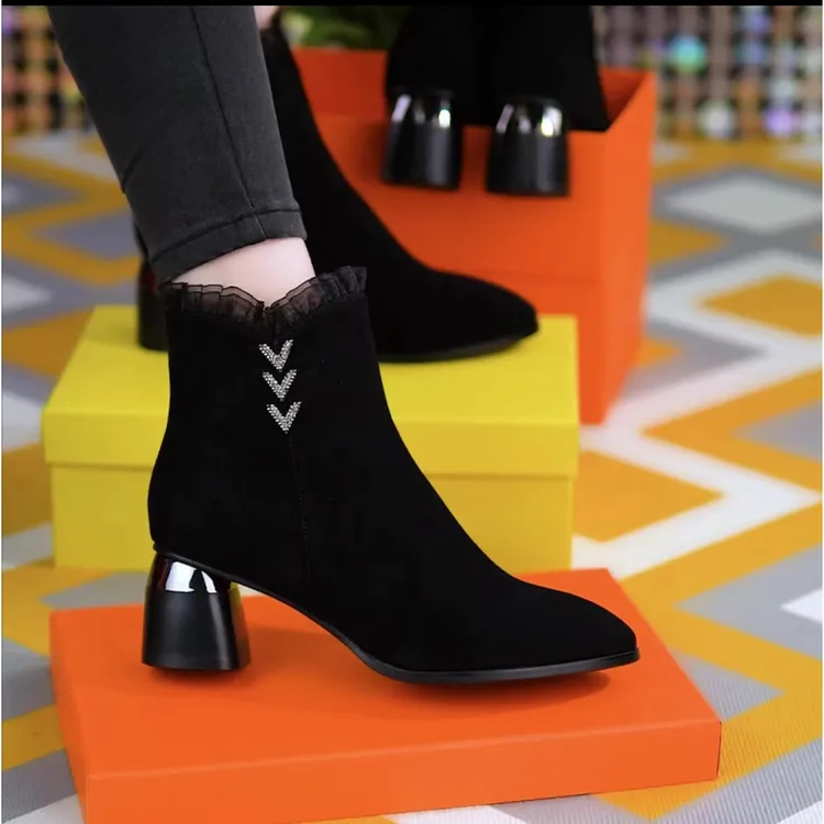 小跟短靴女真皮秋冬季加绒女士皮靴中跟磨砂羊皮短筒单鞋粗跟短靴