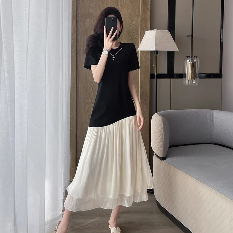韩版时尚设计感拼接连衣裙女装2025年夏季新款气质显瘦宽松小黑裙