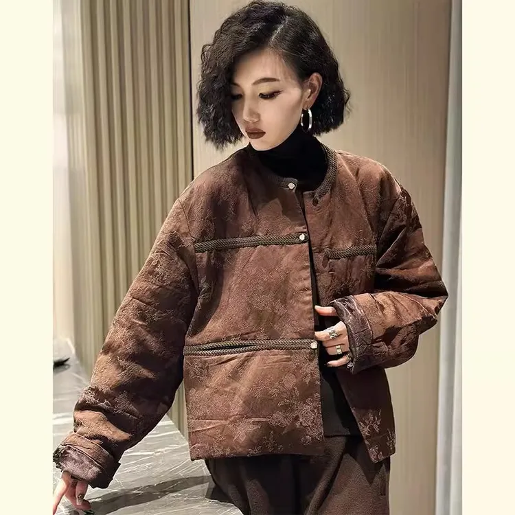 新中式国风高级感超好看炸街洋气棕色盘扣棉服外套女2026冬季新款