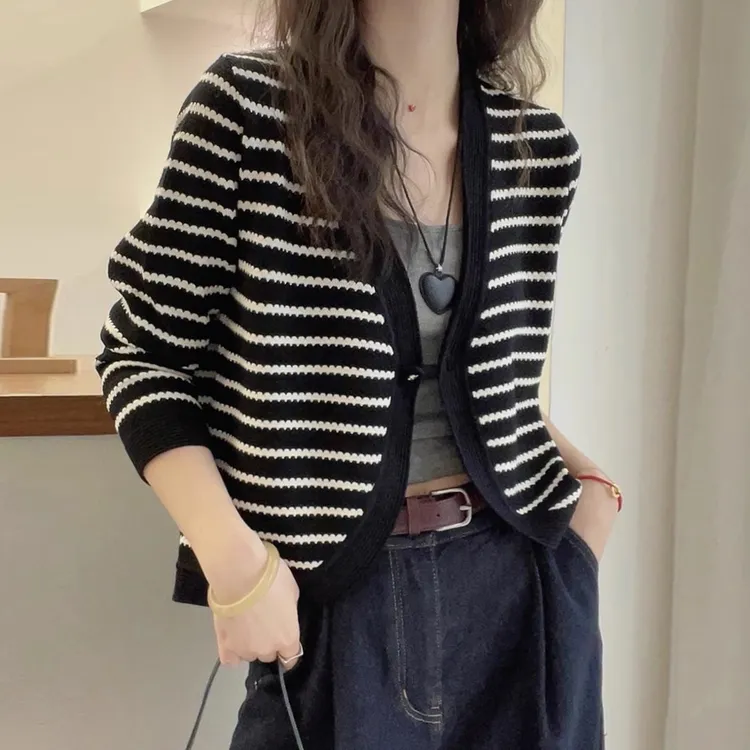 撞色条纹v领软糯针织开衫女2024秋装新款欧货女装毛衣外套上衣潮