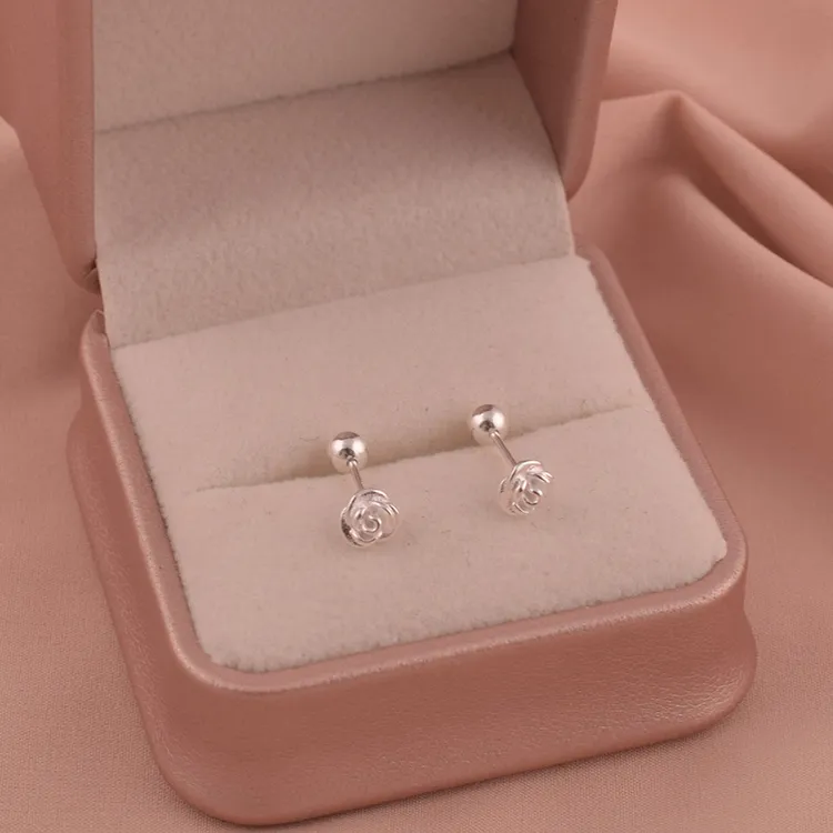 足银耳饰 纯银999山茶花耳钉女养耳洞轻奢小众百搭耳骨钉小巧耳饰