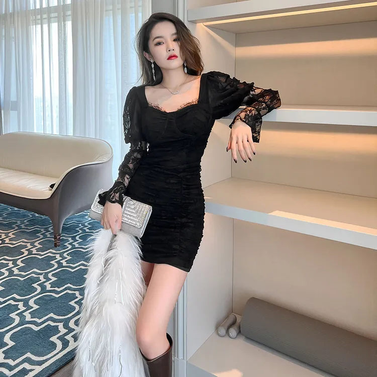 2025秋冬法式纯欲风灯笼袖修身包臀蕾丝连衣裙小个子年会礼服5573