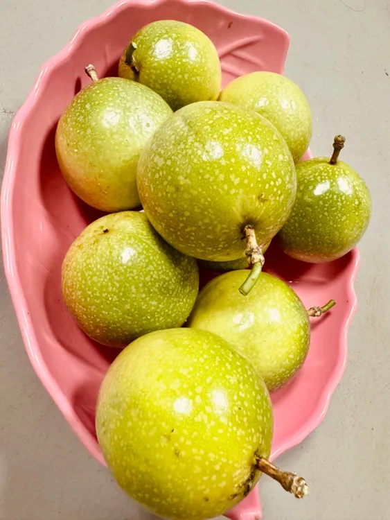 云南高原钦蜜9号百香果新鲜采摘纯甜无酸2斤装