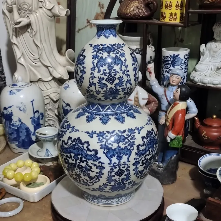 珐琅彩撇口花瓶创意摆件