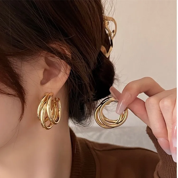 铜合金耳饰 百搭金属耳环欧美气质ins金色圈圈耳钉耳饰女高级感女