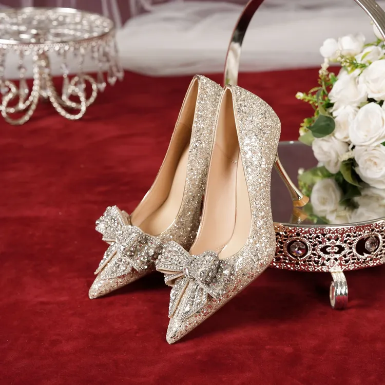 高跟鞋女细跟尖头婚鞋新娘敬酒服不累脚时尚气质单鞋银色新娘鞋