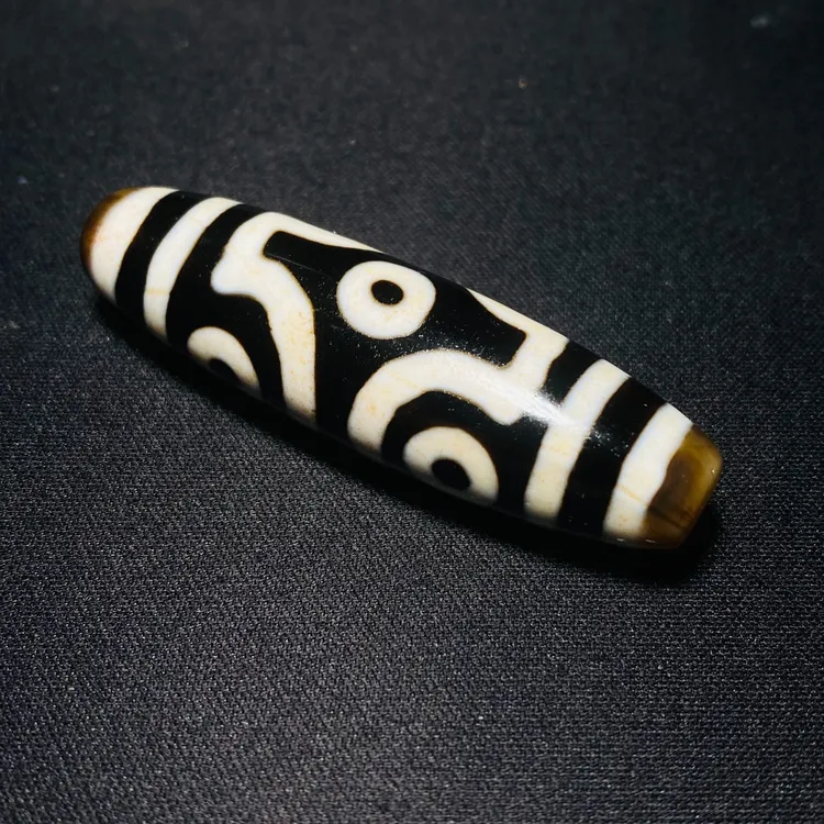 [梵运】黑白分明颗粒朱砂手工六眼珠吊坠尺寸58.8*16.2*15.6mm