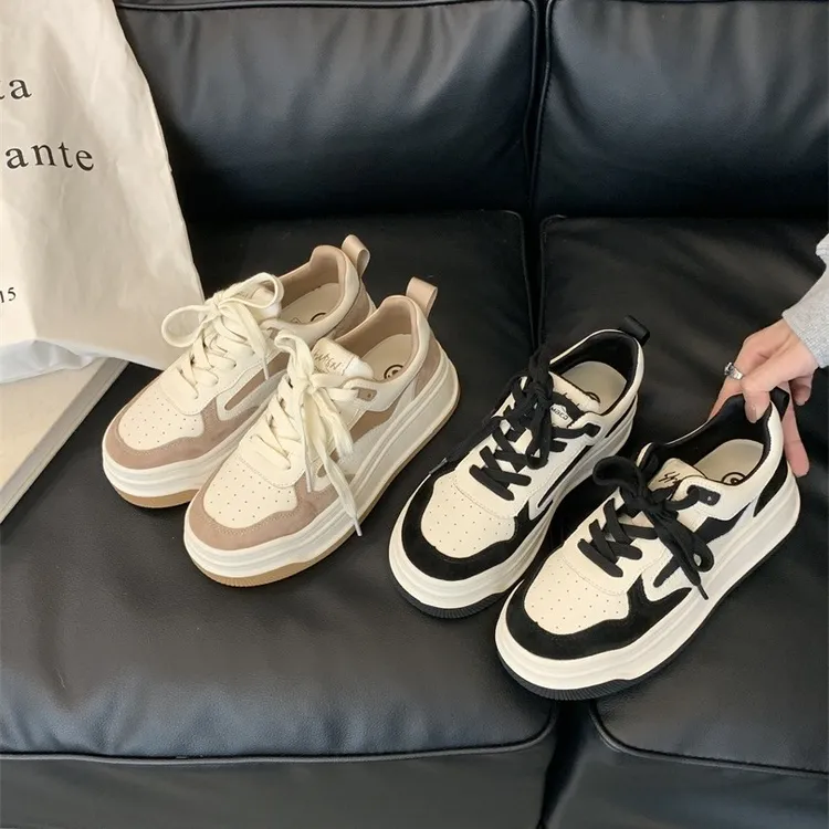 秋季新款真皮厚底板鞋女款2024新款设计感小众真皮百搭休闲板鞋潮