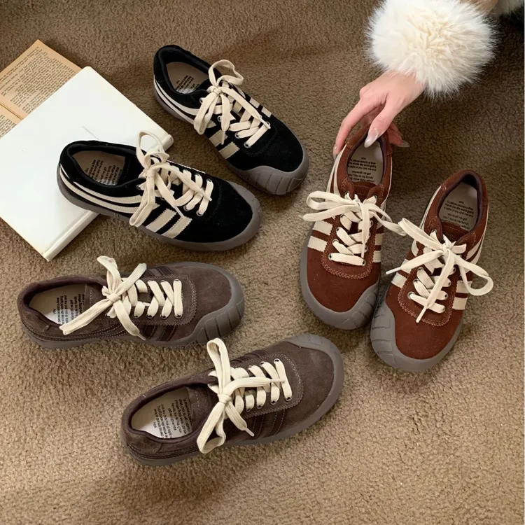 韩版丑萌复古德训鞋女2024秋冬季磨砂皮平底显脚小街拍软底休闲鞋