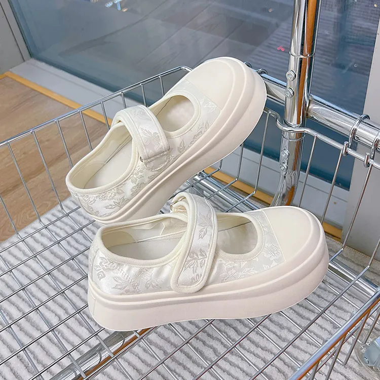 国潮风魔术贴玛丽珍鞋女2024夏季新款厚底单鞋女休闲百搭松糕女鞋