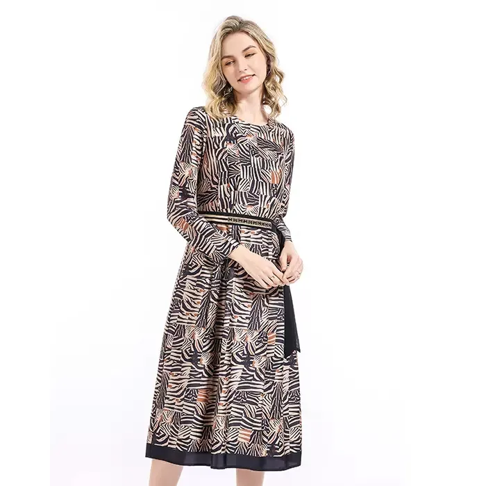 声雨竹秋季气质连衣裙九分袖修身收腰套头圆领印花裙子