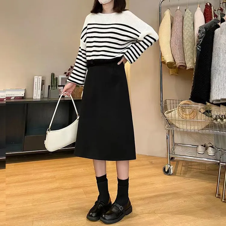 毛呢半身裙2025秋冬季新款气质显瘦高腰中长款百搭百搭开叉a字裙