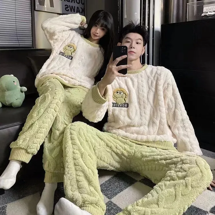 2024冬季珊瑚绒情侣圆领绿恐龙两件套睡衣宽松加绒家居服可外穿