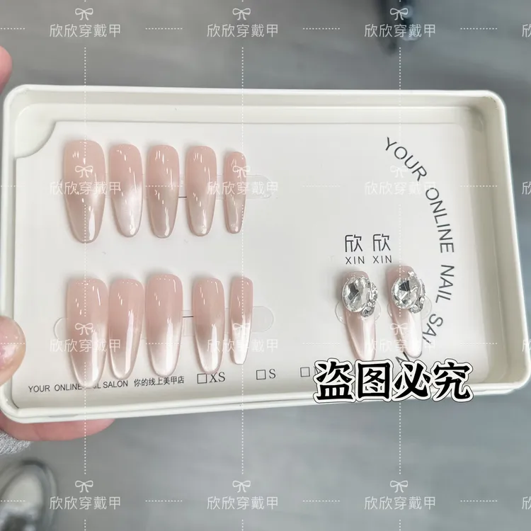 追光猫眼-Hand-painted clear bow 纯手工穿戴甲 12片装