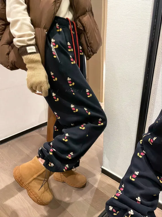 今年流行新款韩版米奇满印休闲宽松阔腿卫裤减龄洋气百搭运动裤女