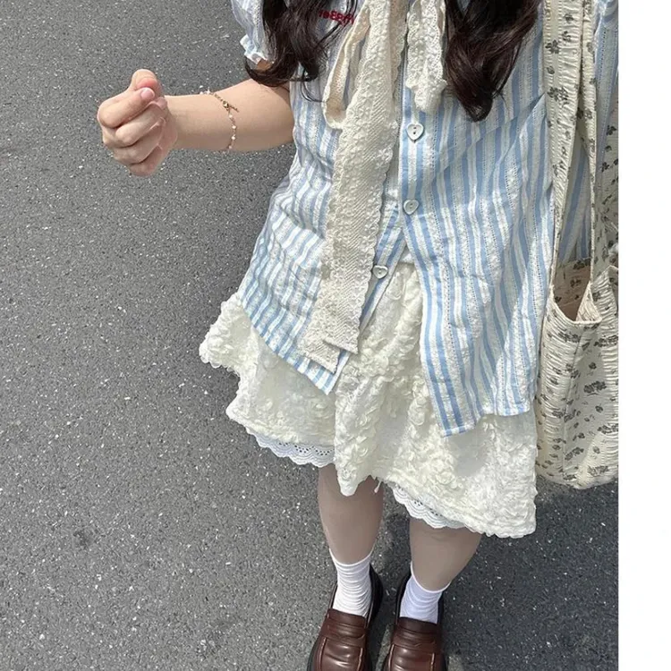 5045刺绣条纹短袖衬衣夏天甜辣风蕾丝短裙设计感提花韩版学院风