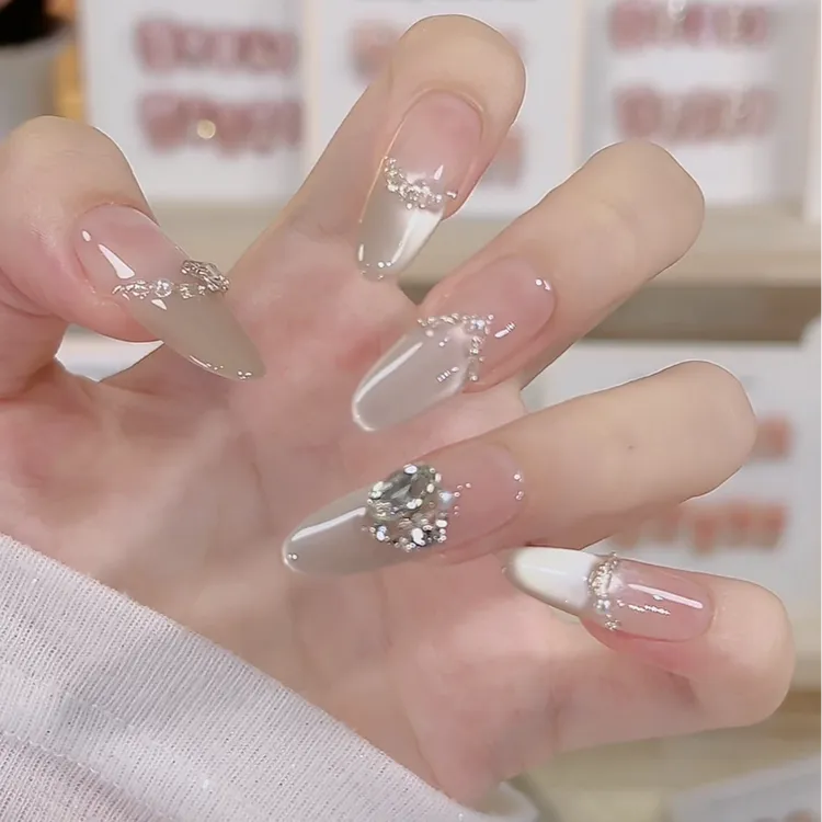 【塞纳河畔】纯手工穿戴甲穿戴光疗甲冰透渐变纯欲四季流行10片装