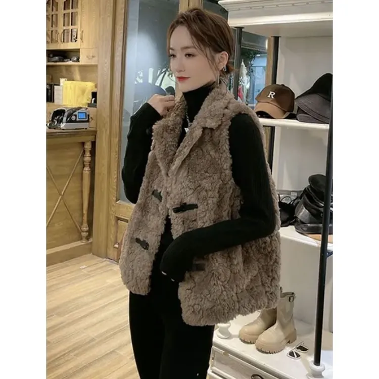 欧洲站皮毛一体羊羔毛绒马甲女秋冬时尚百搭外穿马夹坎肩背心