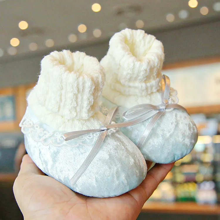 冬季宝宝6-12个月婴儿步前鞋哇保暖加绒冬季0-1岁宝宝鞋婴儿鞋