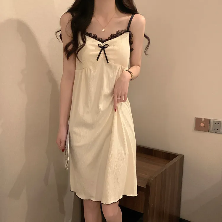 睡衣女网红吊带睡裙女夏季带胸垫女士学生花边杏色夏天薄款家居服