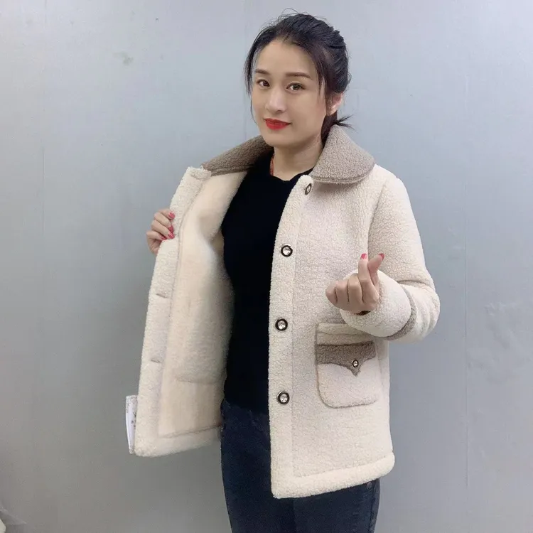 秋冬加绒加厚仿羊羔绒上衣女短款百搭外套