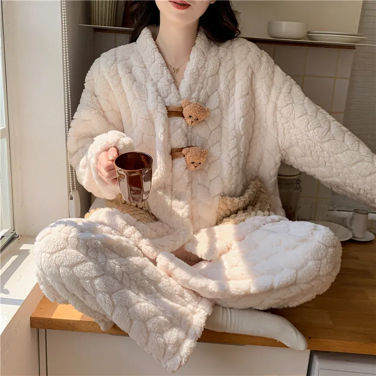 睡衣女秋冬季珊瑚绒2024新款冬天法兰绒家居服可外穿学生套装冬天