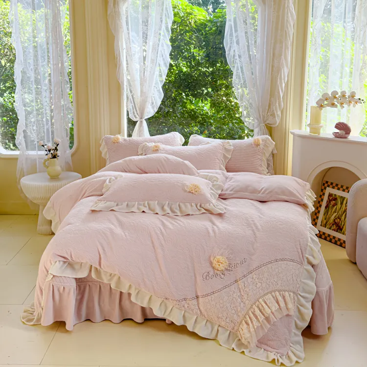 【牛奶绒】2024冬季新款公主风高端刺绣雕花绒韩式防静电床盖四件套