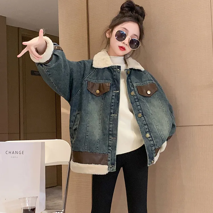 女童外套秋冬款2025宽松加厚牛仔外套拼接时尚休闲百搭复古保暖潮