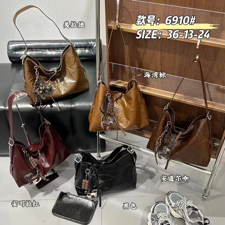 慵懒风压花休闲时尚单肩腋下包大容量软包