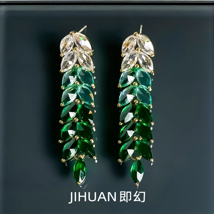 即幻 铜合金耳饰  欧风绿色气质镶嵌重工天爱同款耳钉 DN-7743