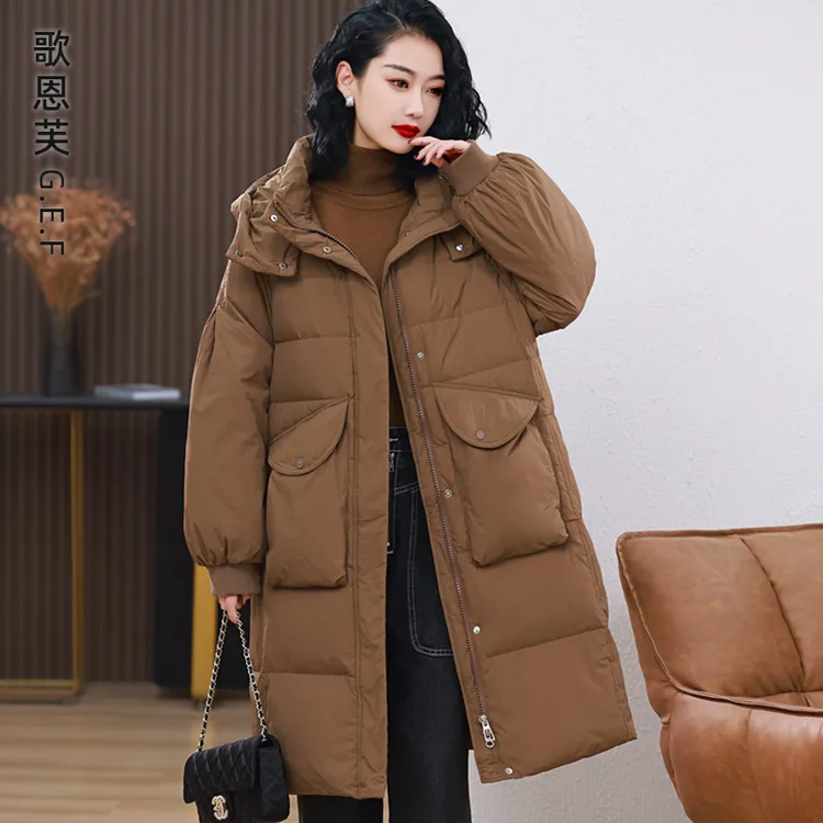 中长款羽绒服女2023年新款加厚90白鸭绒连帽妈妈冬季大码宽松外套