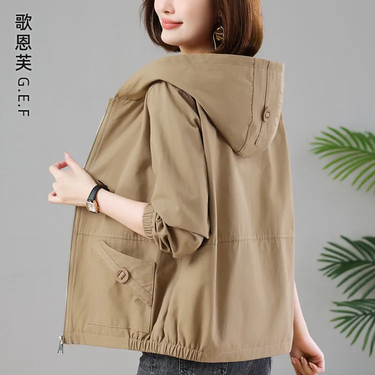 休闲外套女春秋薄款2025新款设计感上衣时尚洋气妈妈夹克短款风衣