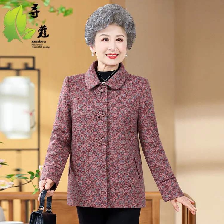 新款秋冬新品女装大码宽松中老年人衣服奶奶装外套时尚翻领衣服80
